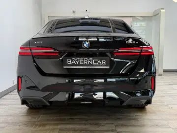 BMW 540d xDr. M Sport Pro Pano Sitzlüft. AHK ACC B&W