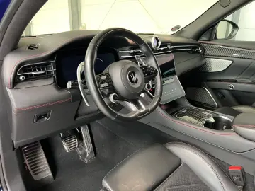 MASERATI Grecale 3.0 V6 Trofeo Fahr-Assist2 Sonus 1.Hand