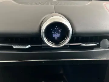 MASERATI Grecale 3.0 V6 Trofeo Fahr-Assist2 Sonus 1.Hand