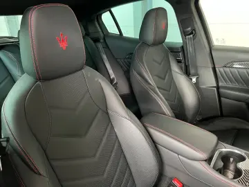 MASERATI Grecale 3.0 V6 Trofeo Fahr-Assist2 Sonus 1.Hand
