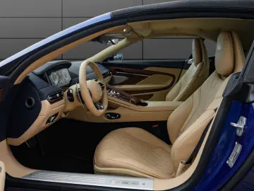 ASTON MARTIN DB12 Volante