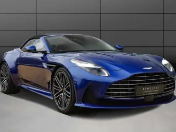 ASTON MARTIN DB12 Volante