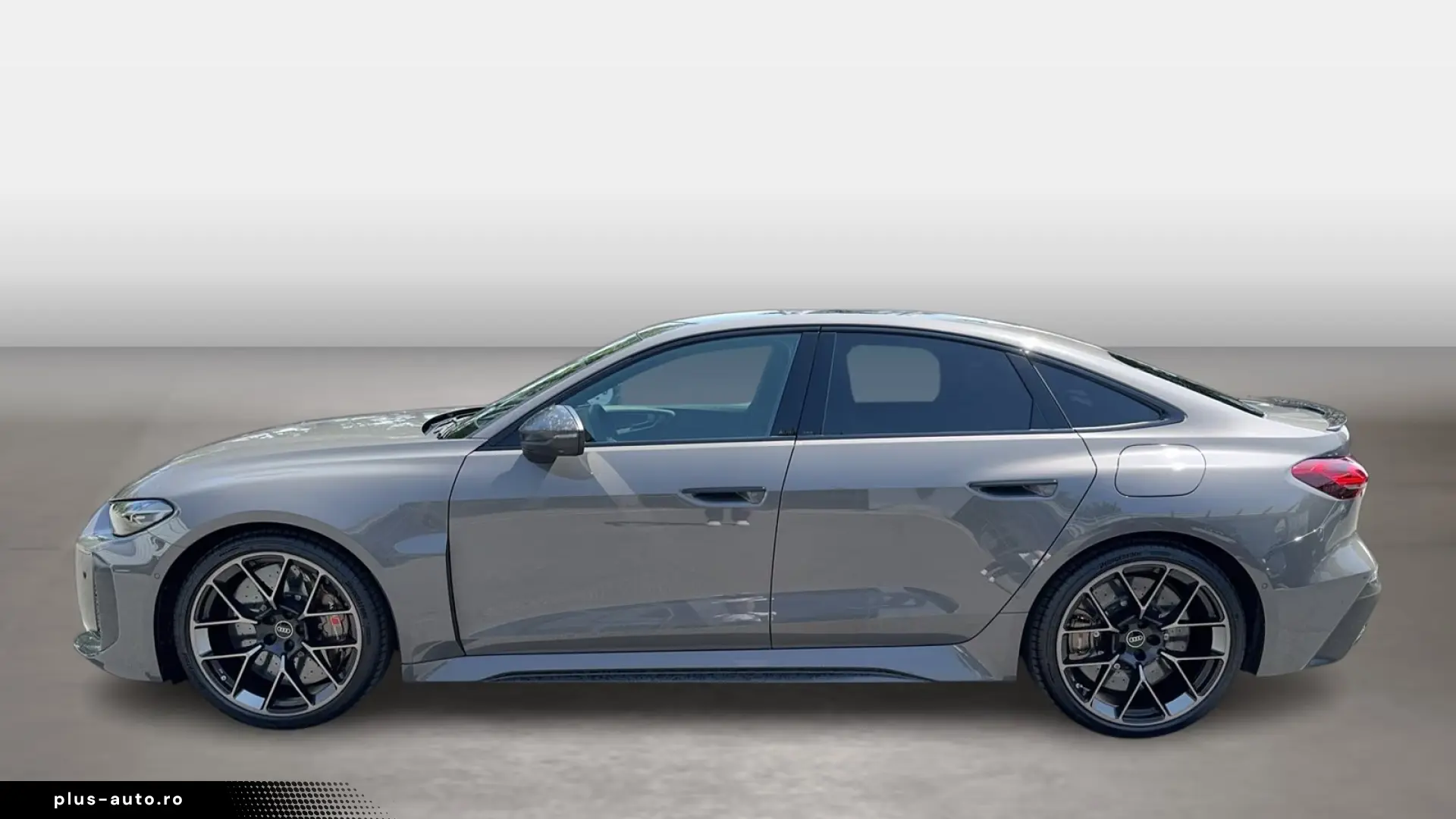 Audi RS 5 Sedan Sport - PHEV - Panoramic - Carbon Ceramic