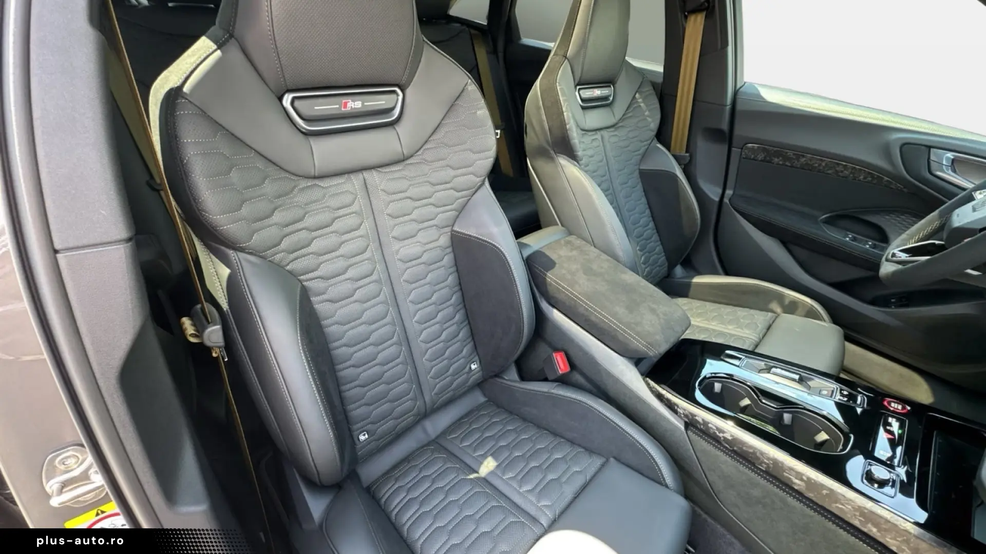 Audi RS 5 Sedan Sport - PHEV - Panoramic - Carbon Ceramic