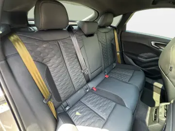 Audi RS 5 Sedan Sport - PHEV - Panoramic - Carbon Ceramic