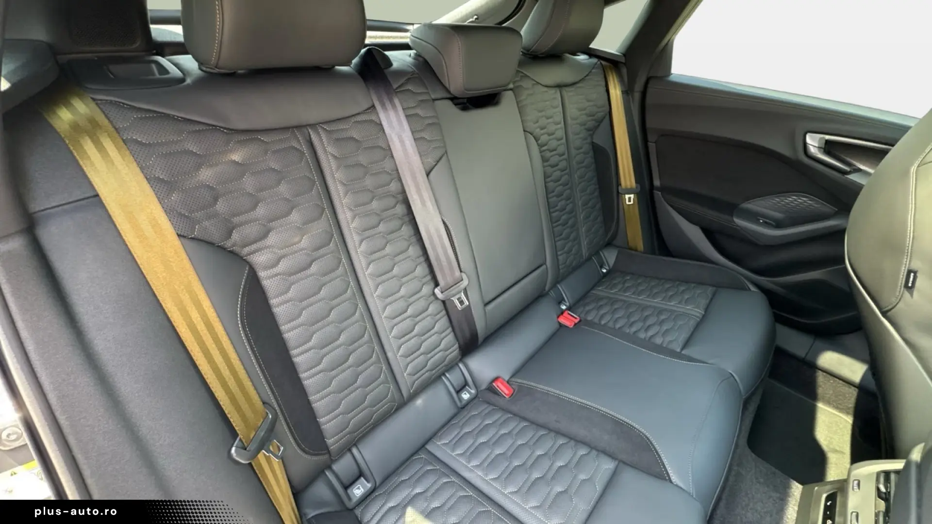 Audi RS 5 Sedan Sport - PHEV - Panoramic - Carbon Ceramic