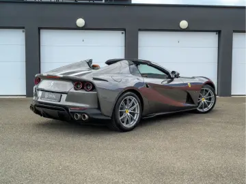 FERRARI 812 GTS ATELIER   LIFT   CARBONE   TVA
