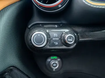 FERRARI 812 GTS ATELIER   LIFT   CARBONE   TVA