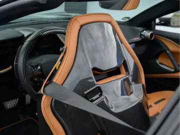 FERRARI 812 GTS ATELIER   LIFT   CARBONE   TVA