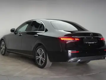 Mercedes-Benz E 220 d 9G-Tronic Avantgarde CarPlay Distronic