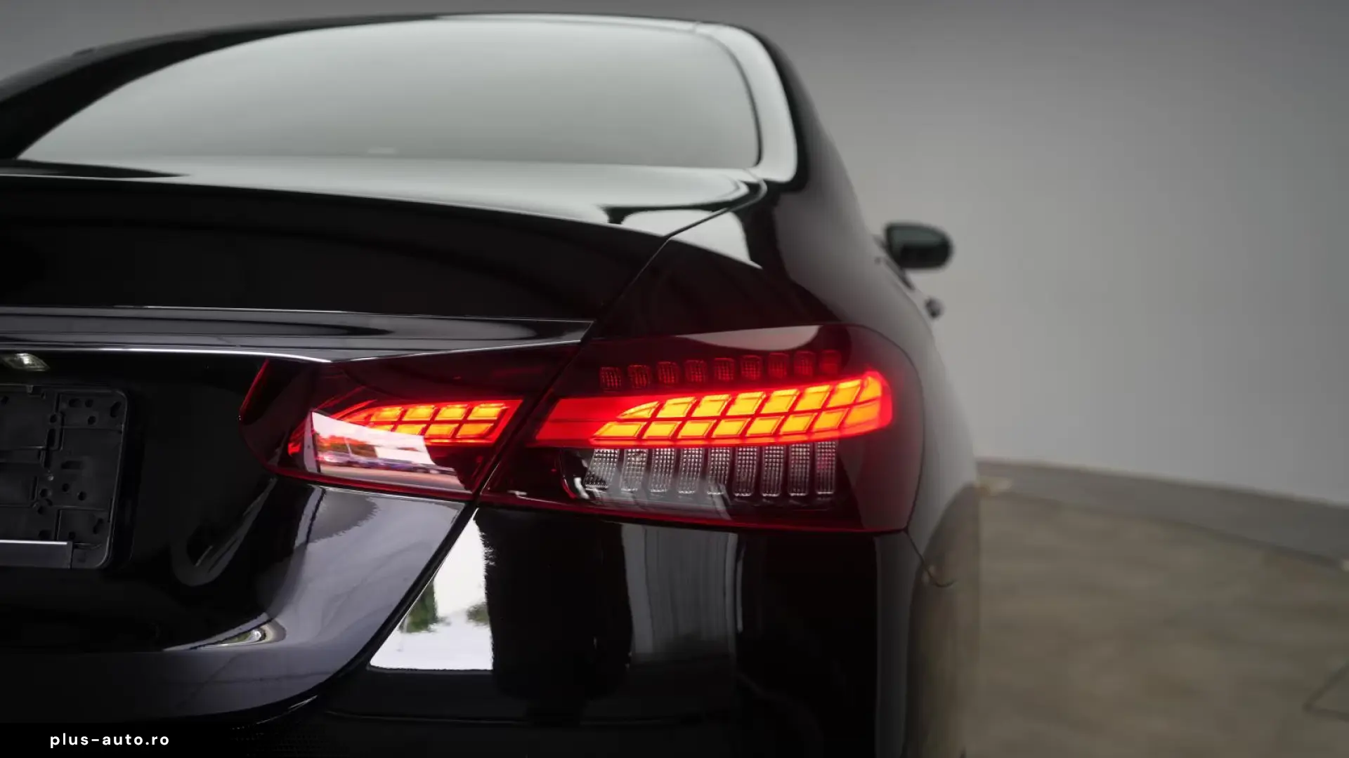 Mercedes-Benz E 220 d 9G-Tronic Avantgarde CarPlay Distronic