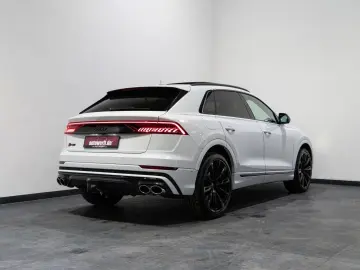 AUDI SQ8 4.0 TFSI QU ADVANCED BLACK SOFT MATRIX 3D B&