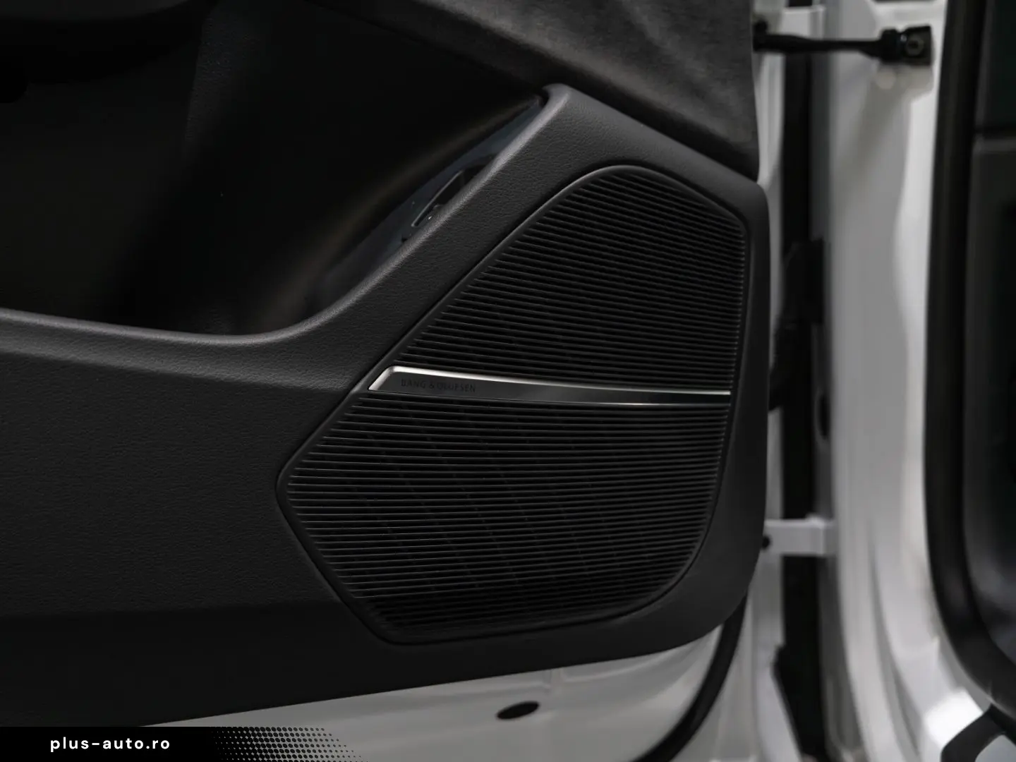 AUDI SQ8 4.0 TFSI QU ADVANCED BLACK SOFT MATRIX 3D B&
