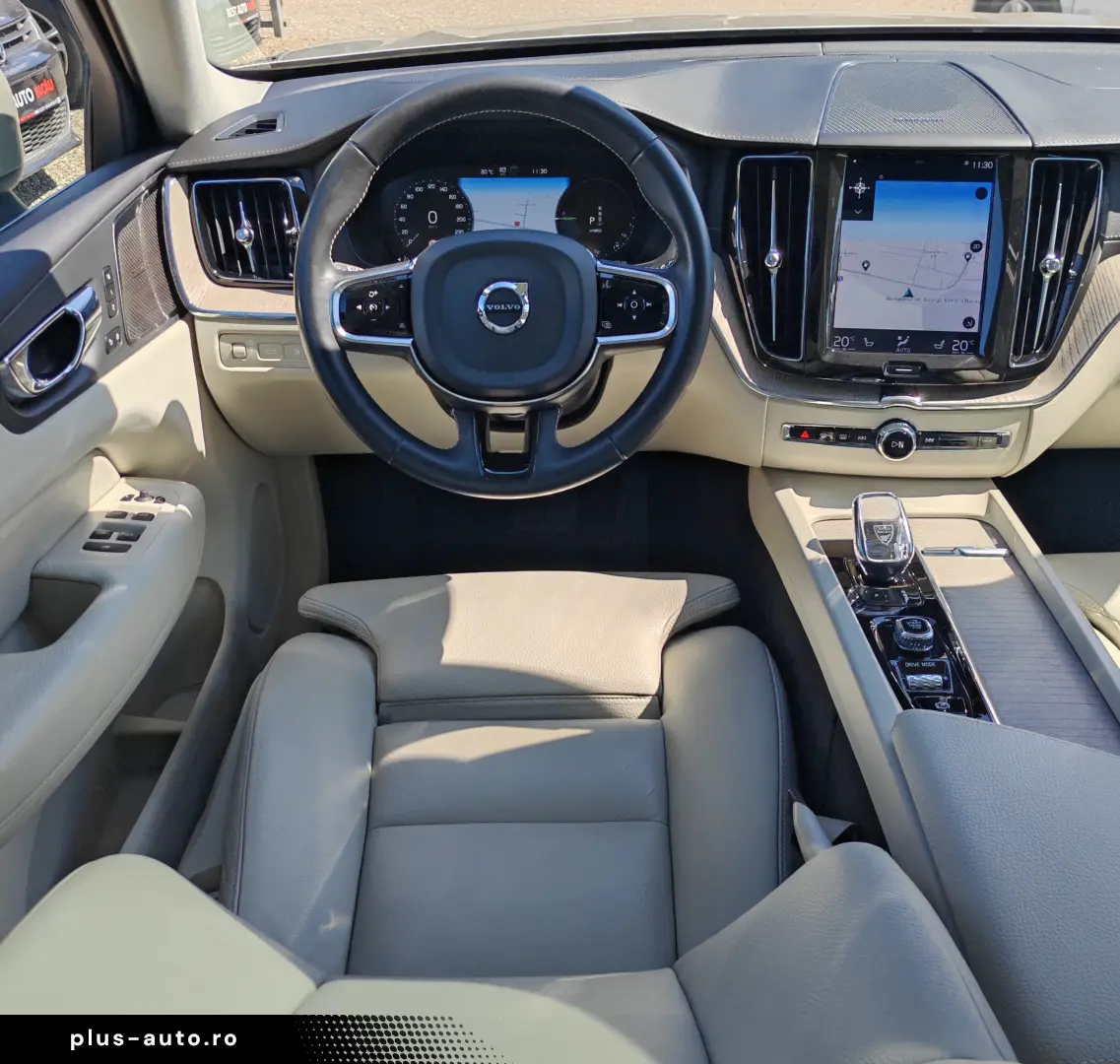 VOLVO XC 60 HYBRID PLUG-IN T8 AWD INSCRIPTION