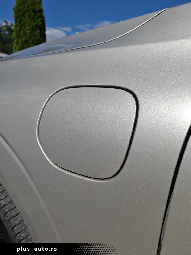VOLVO XC 60 HYBRID PLUG-IN T8 AWD INSCRIPTION
