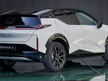 ZEEKR X Privilege AWD - ELECTRIC - STOC