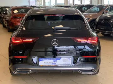 MERCEDES-BENZ CLA 200 Shooting Brake d AMG Multibeam…
