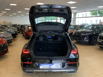 MERCEDES-BENZ CLA 200 Shooting Brake d AMG Multibeam…