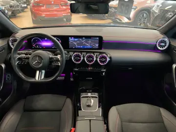 MERCEDES-BENZ CLA 200 Shooting Brake d AMG Multibeam…