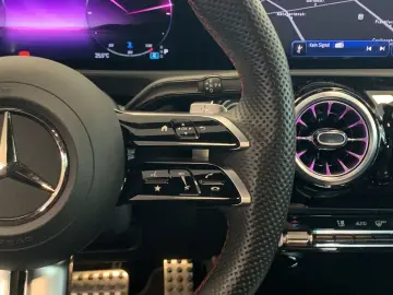 MERCEDES-BENZ CLA 200 Shooting Brake d AMG Multibeam…