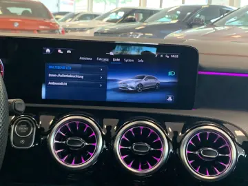 MERCEDES-BENZ CLA 200 Shooting Brake d AMG Multibeam…