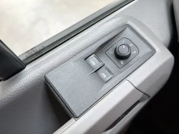 VW Crafter 35 LR Hochdach FWD Klimaanlage RFK PDC
