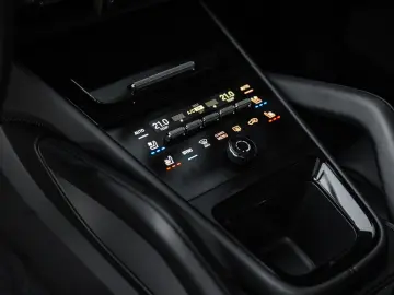 PORSCHE Cayenne S E-H  Coupe SportDesign Burmester SAG