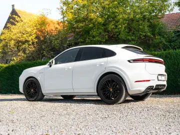 PORSCHE Cayenne S E-H  Coupe SportDesign Burmester SAG