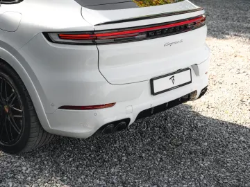 PORSCHE Cayenne S E-H  Coupe SportDesign Burmester SAG