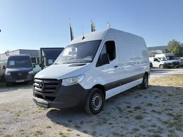 MERCEDES-BENZ Sprinter 311 CDI KA HD Mittel 2-Sitze Kamera