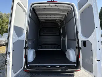 MERCEDES-BENZ Sprinter 311 CDI KA HD Mittel 2-Sitze Kamera