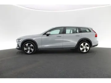 VOLVO V60 Cross Country 2.0 Plus AWD LED LEDER KAMERA