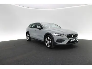 VOLVO V60 Cross Country 2.0 Plus AWD LED LEDER KAMERA