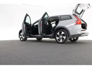 VOLVO V60 Cross Country 2.0 Plus AWD LED LEDER KAMERA