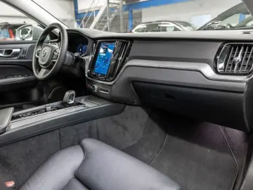 VOLVO V60 Cross Country 2.0 Plus AWD LED LEDER KAMERA
