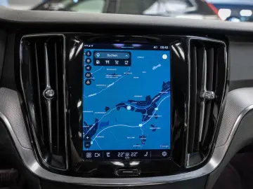 VOLVO V60 Cross Country 2.0 Plus AWD LED LEDER KAMERA