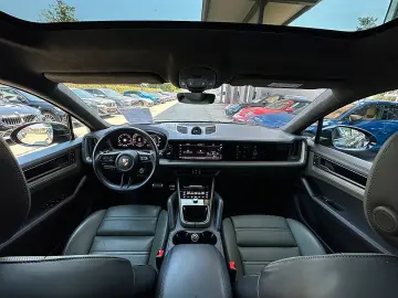 PORSCHE Cayenne Coupe III S E-Hybrid Aut.