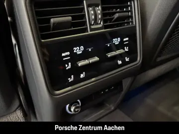 PORSCHE Cayenne S E-Hybrid Coupe Clubleder PDCC Head-Up
