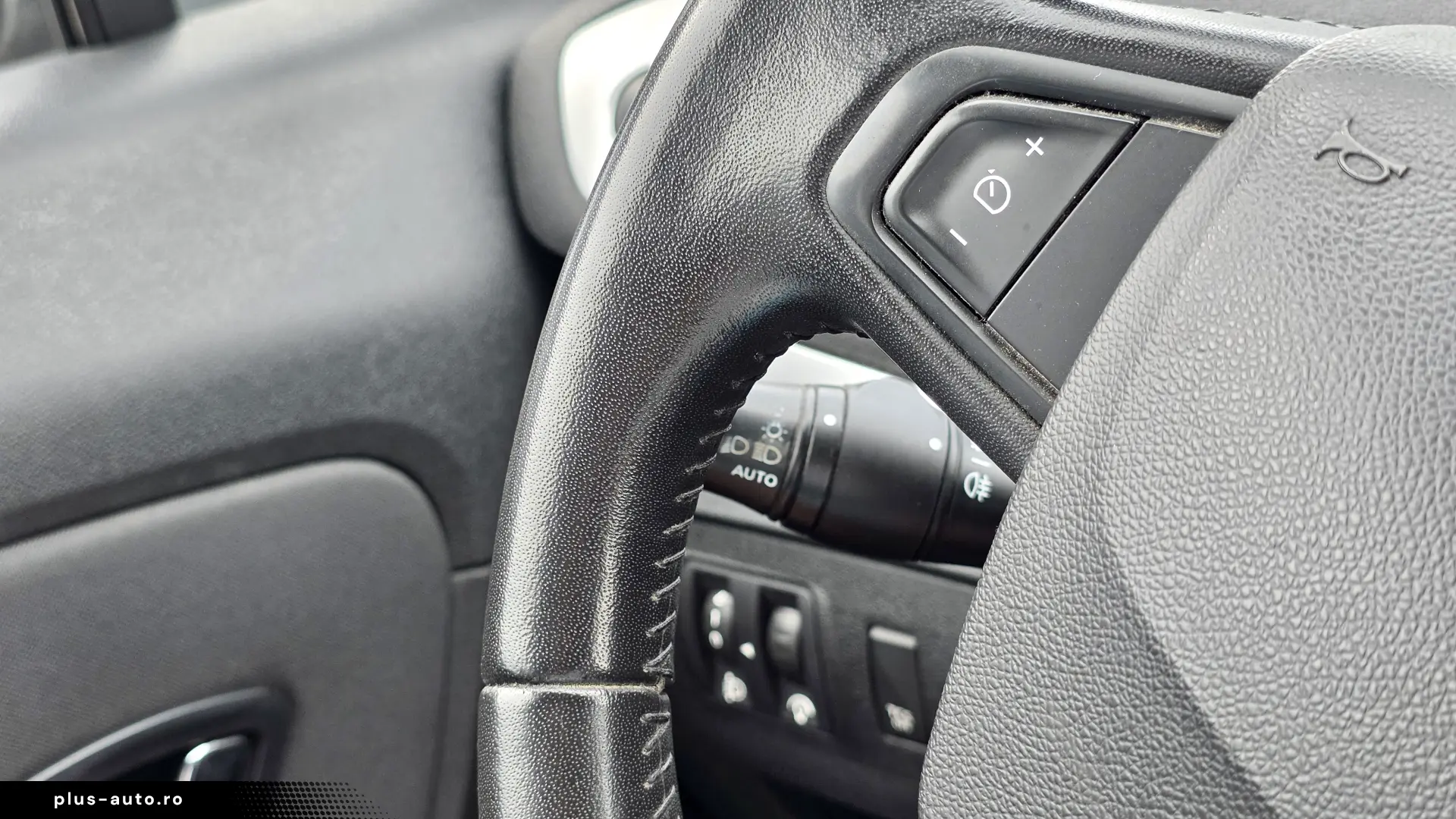 Renault Grad Scenic Automat 7 Locuri 1.5 Dci
