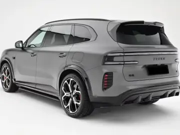ZEEKR 8X DAWN AWD - PHEV