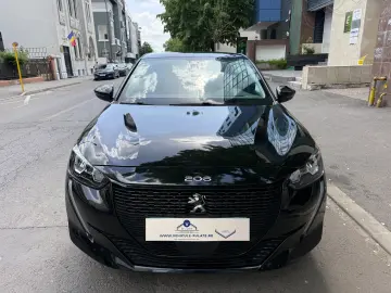 Peugeot e-208 Active electric 100%  automat  136 CP