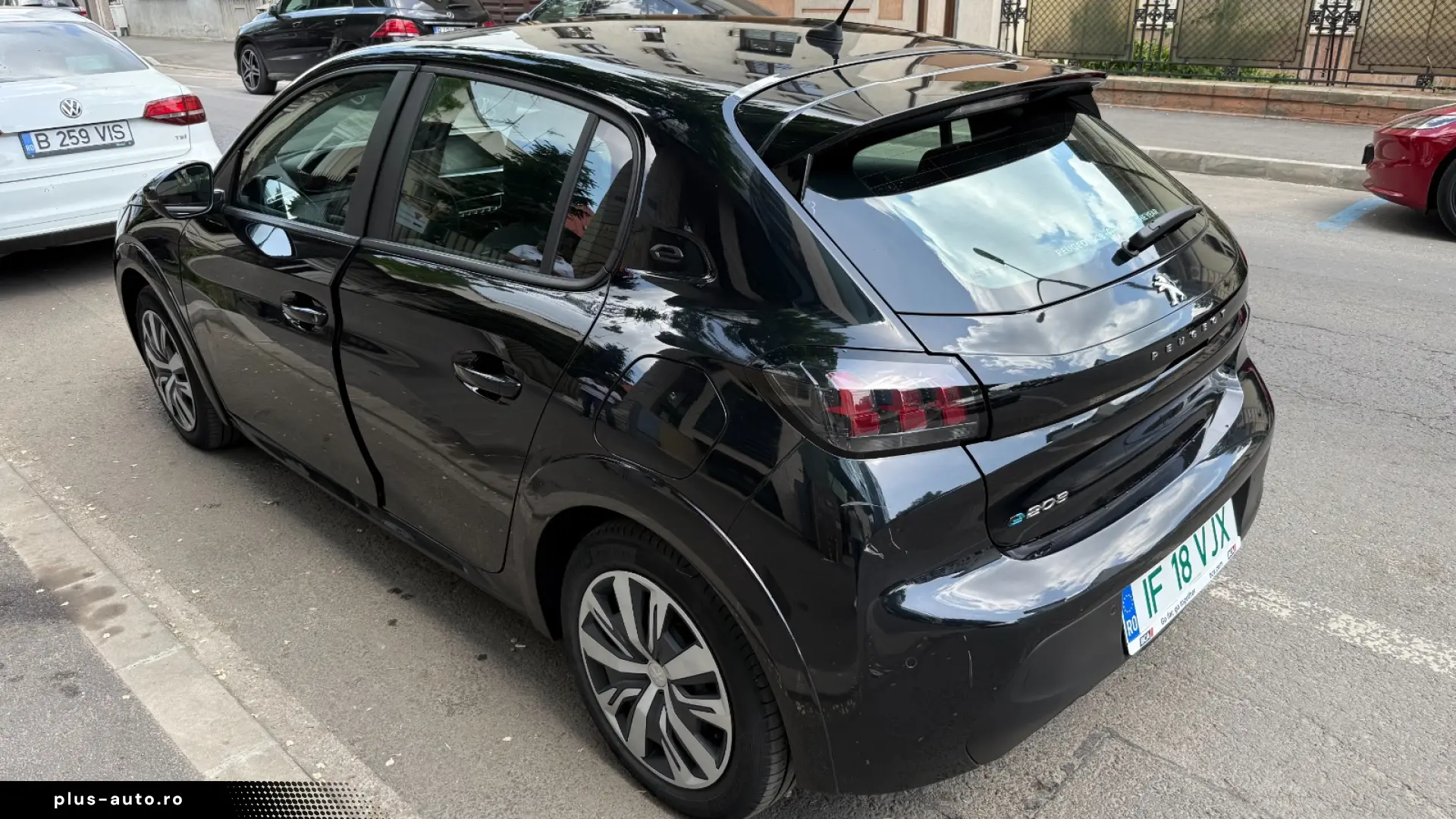 Peugeot e-208 Active electric 100%  automat  136 CP