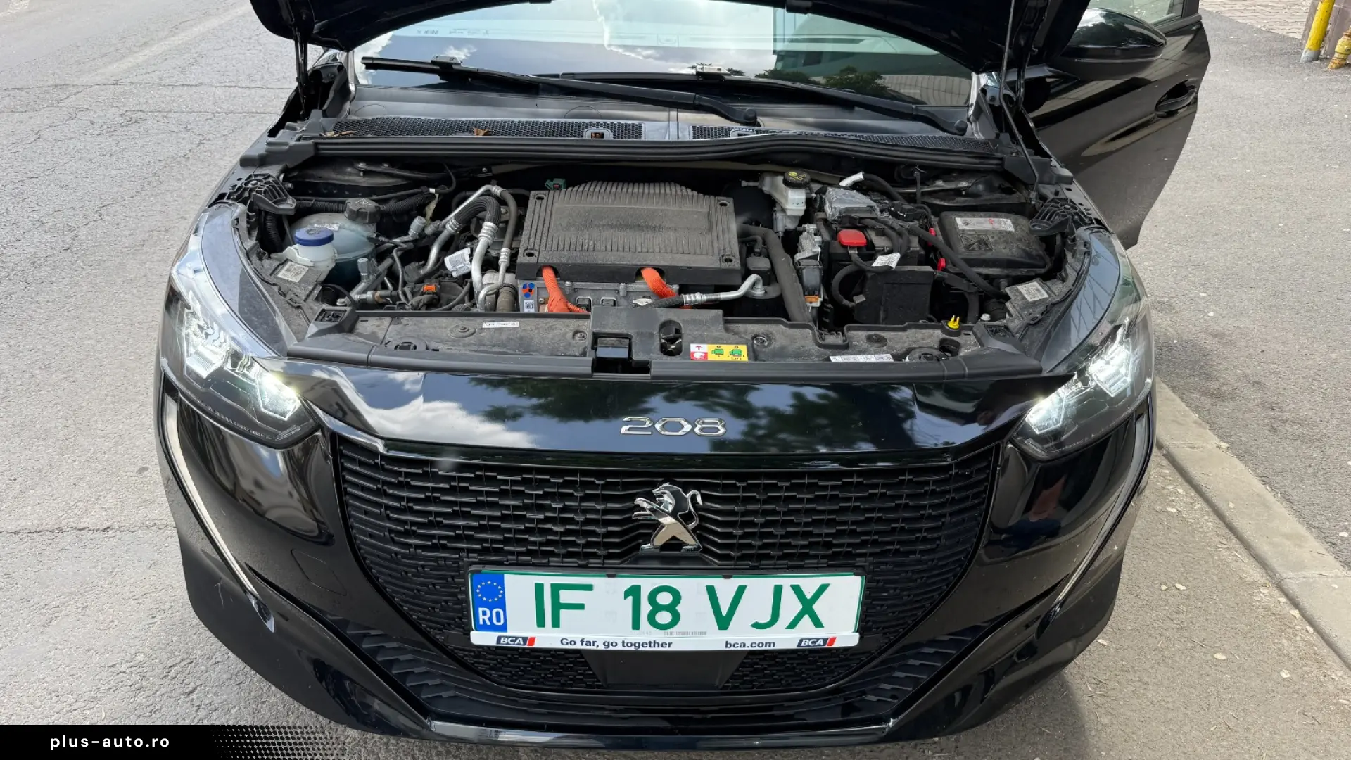 Peugeot e-208 Active electric 100%  automat  136 CP