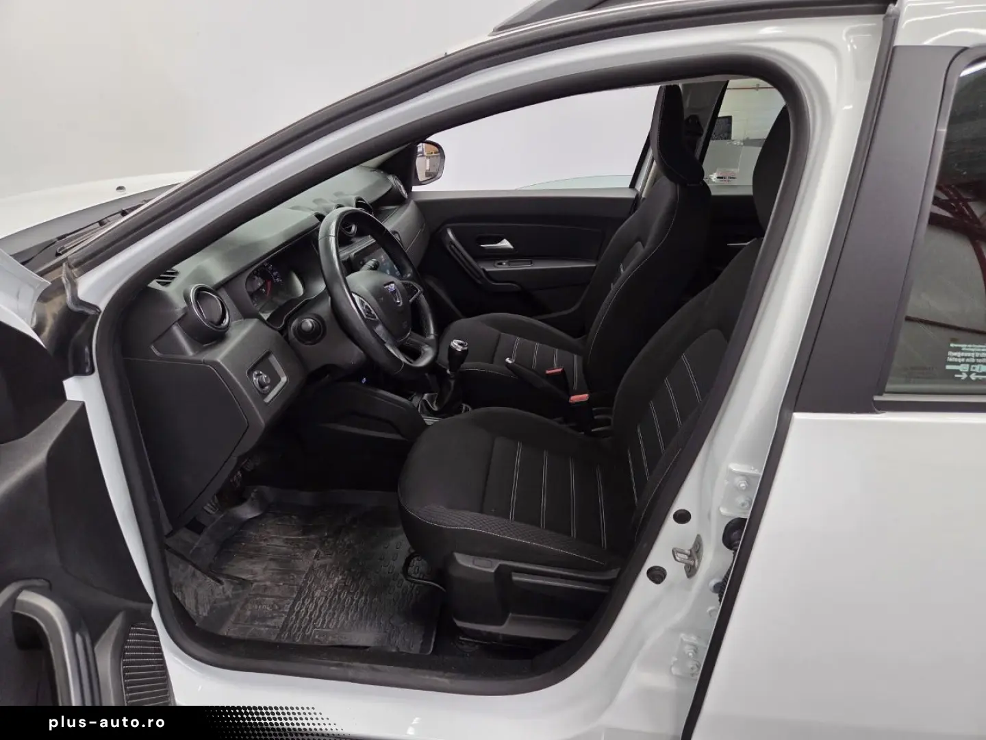 Dacia Duster 1.5 Blue dCi 115CP Comfort 4WD