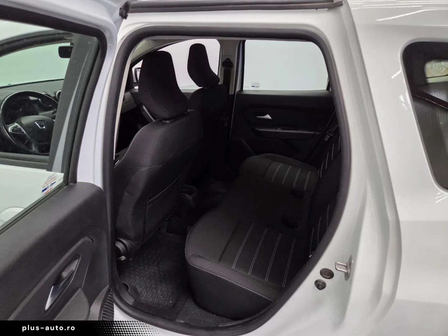 Dacia Duster 1.5 Blue dCi 115CP Comfort 4WD