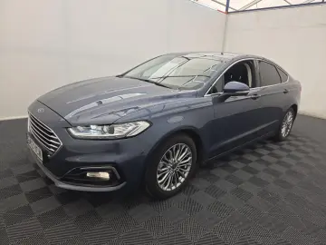 Ford Mondeo 2.0 Titanium HEV AT 187HP