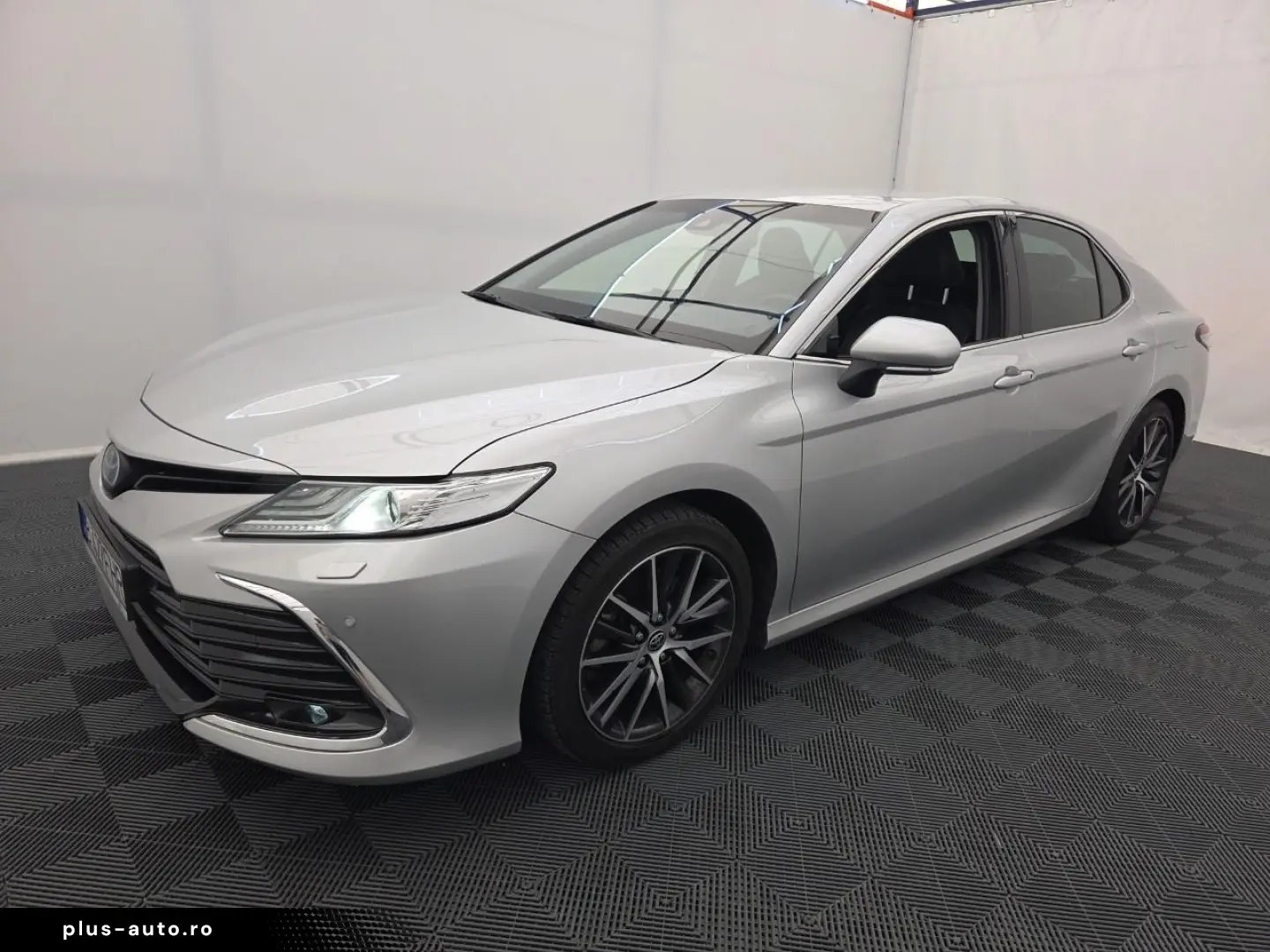 Toyota Camry 2.5 Hybrid Dynamic E-CVT