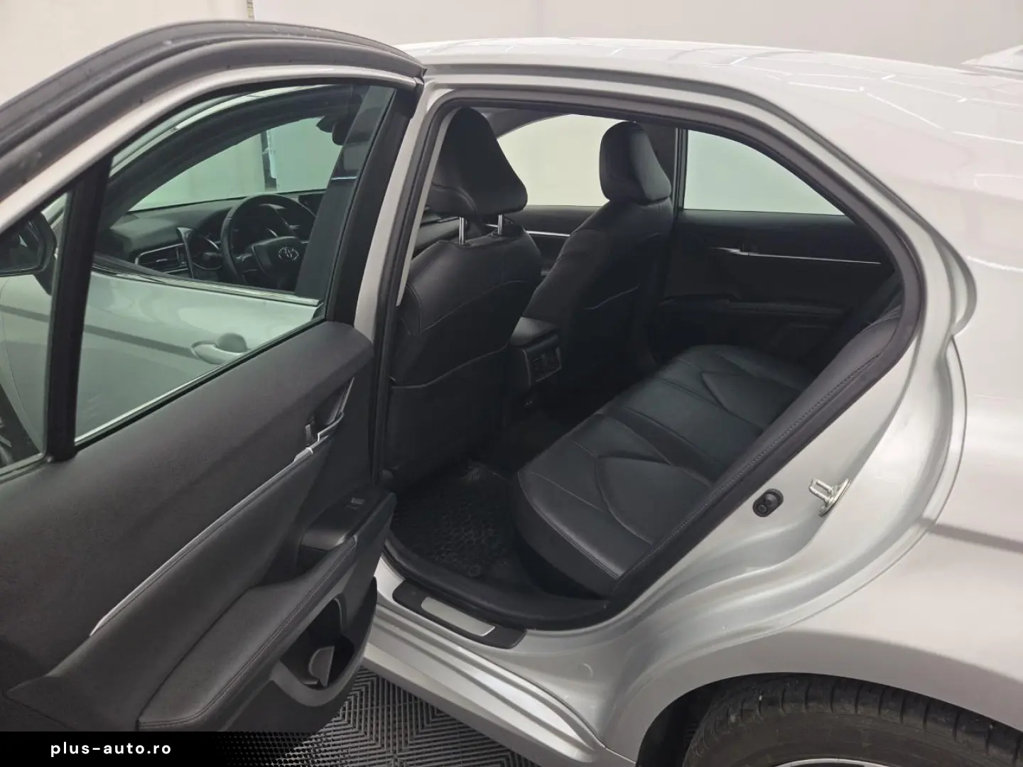 Toyota Camry 2.5 Hybrid Dynamic E-CVT