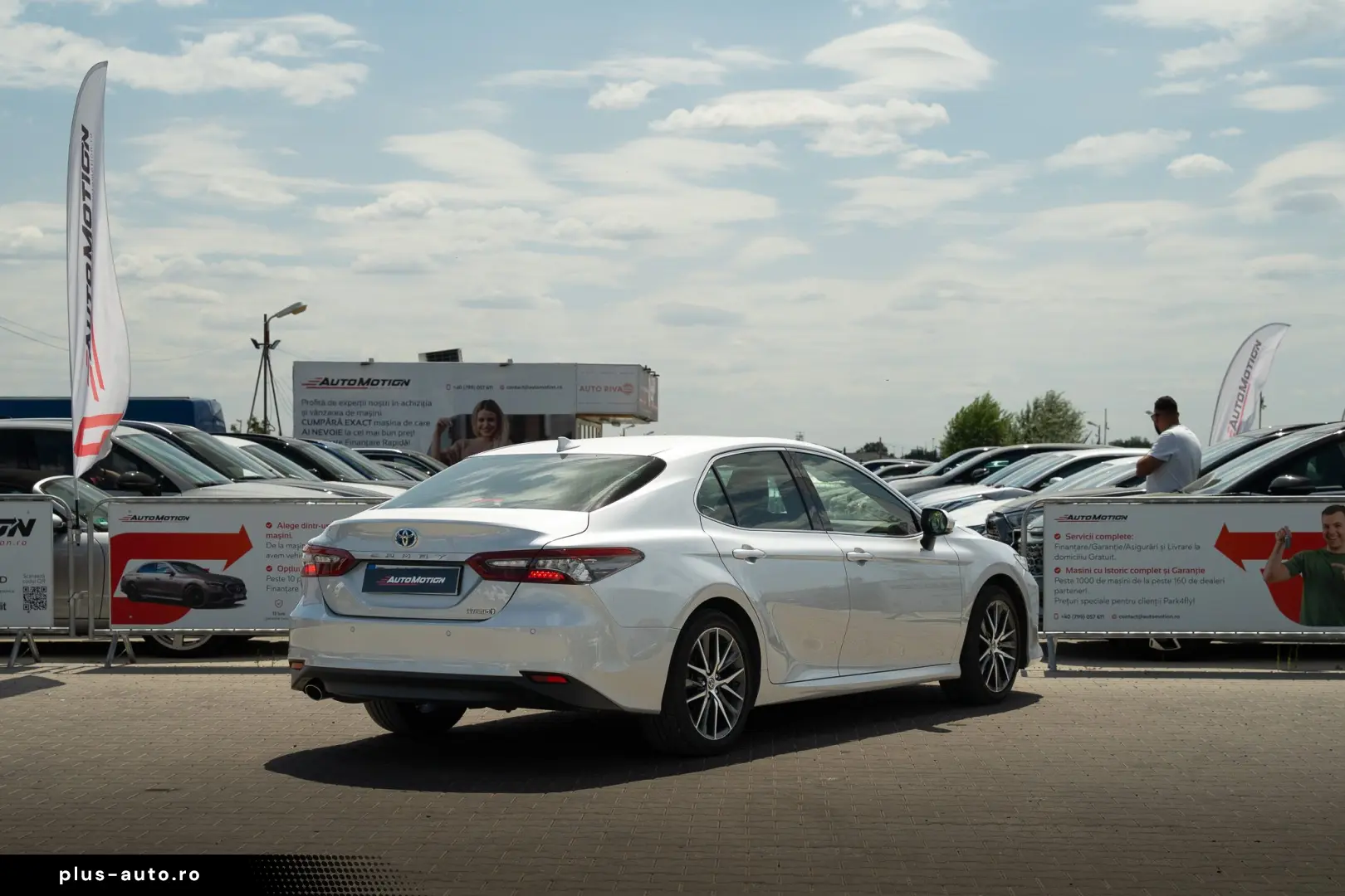 Toyota Camry 2.5 Hybrid Dynamic E-CVT