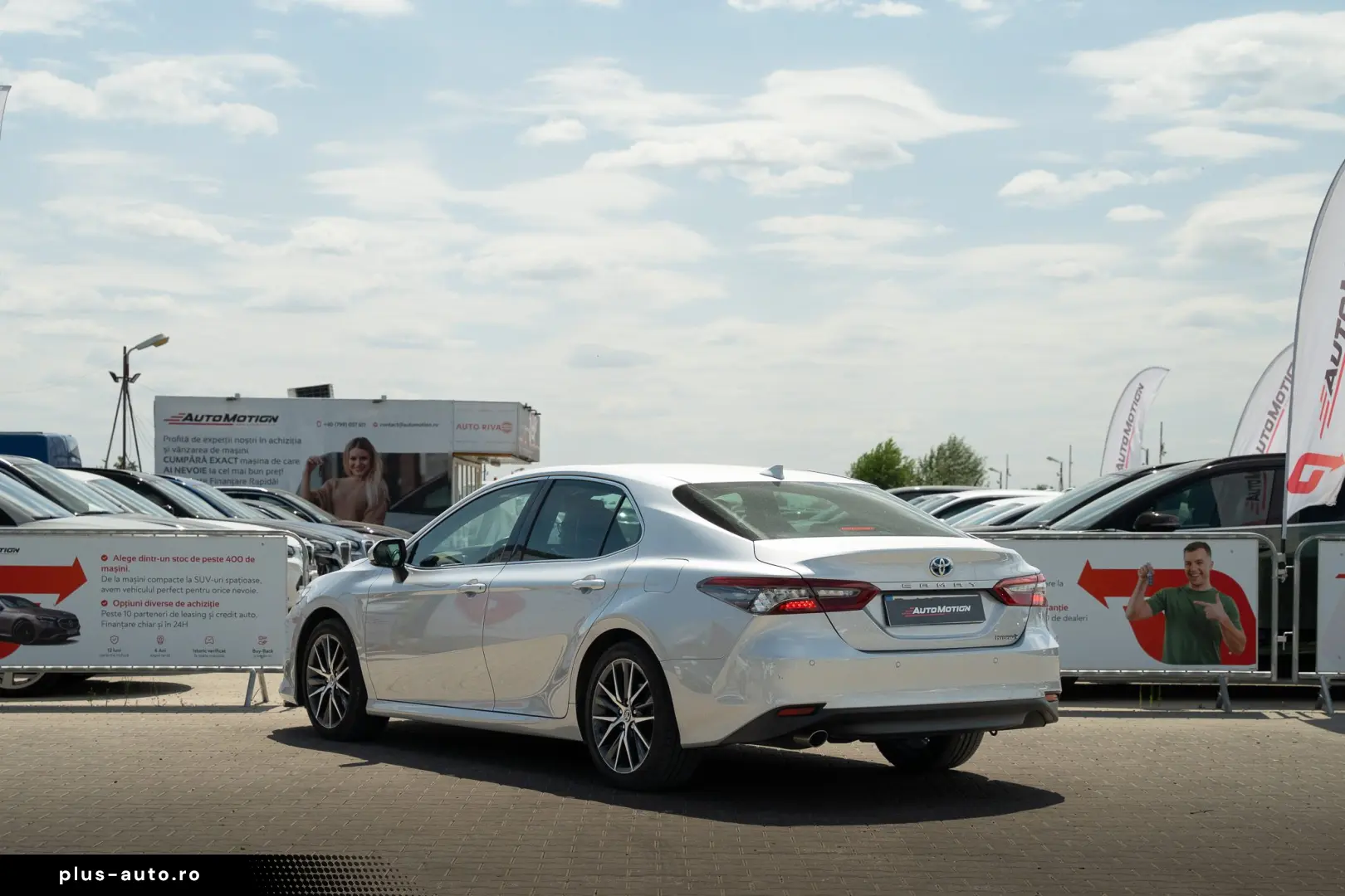 Toyota Camry 2.5 Hybrid Dynamic E-CVT